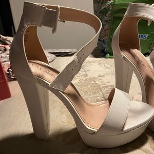 White platform block high heeled sandals Size 9